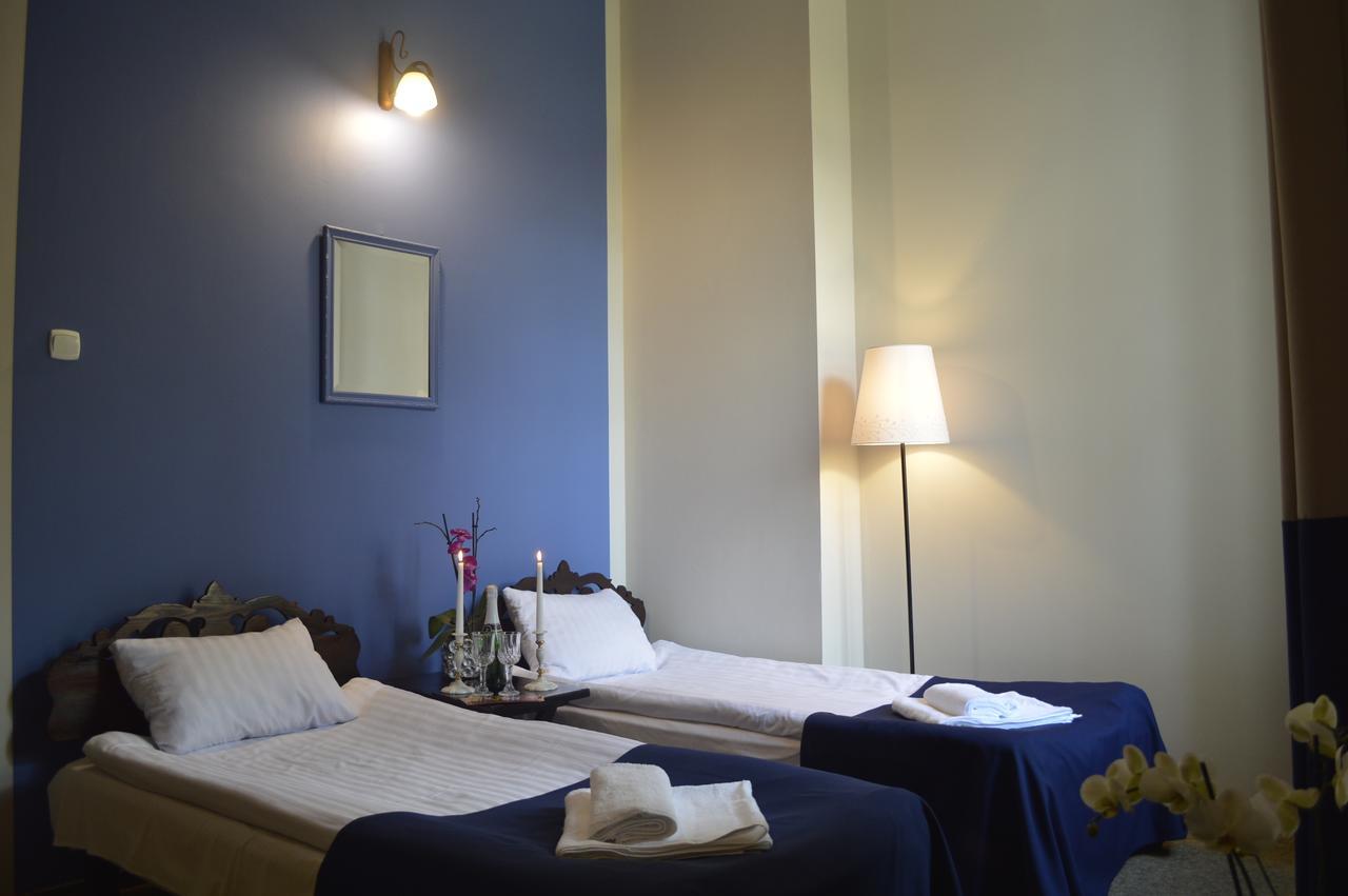Hotel Ksiezycowy Dworek Ketrzyn Phòng bức ảnh
